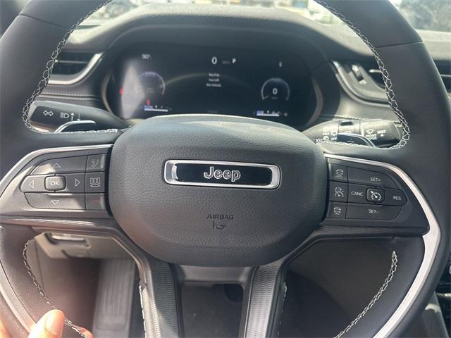 new 2024 Jeep Grand Cherokee car, priced at $33,415
