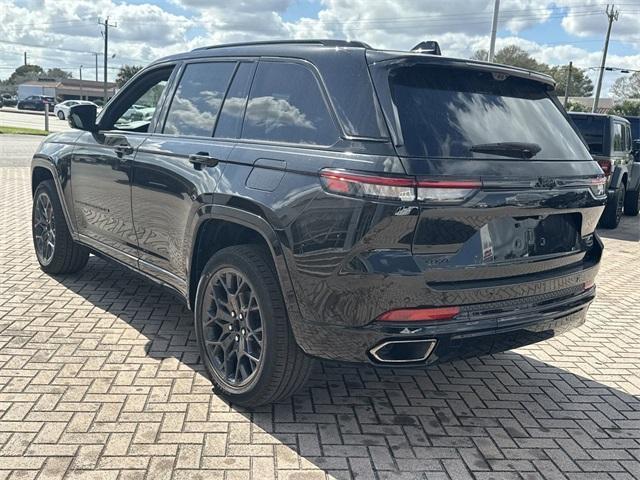 new 2025 Jeep Grand Cherokee car, priced at $59,706