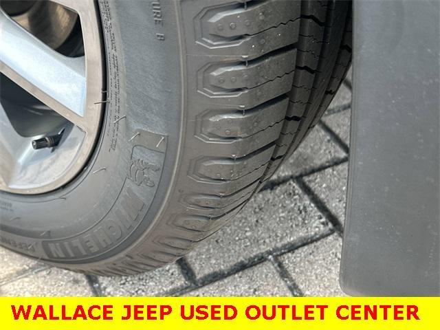 used 2022 GMC Terrain car, priced at $18,732