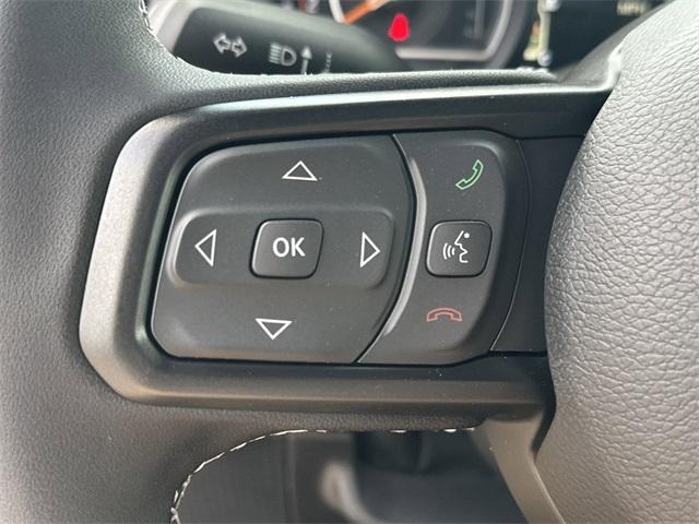 new 2025 Jeep Wrangler car, priced at $45,718
