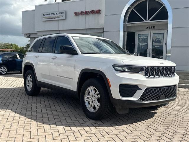 new 2025 Jeep Grand Cherokee car, priced at $32,096