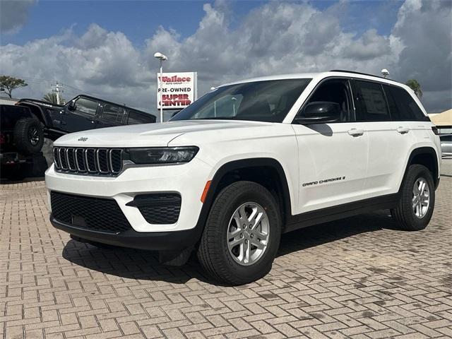 new 2025 Jeep Grand Cherokee car, priced at $32,096