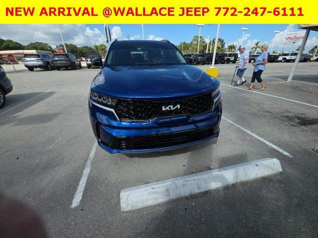 used 2023 Kia Sorento car, priced at $25,900