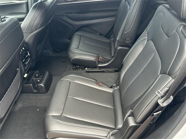 new 2025 Jeep Grand Cherokee L car, priced at $42,446