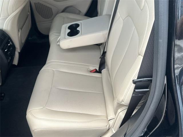 new 2025 Jeep Grand Cherokee car, priced at $40,216