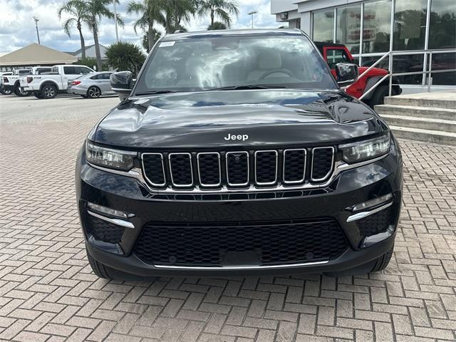 new 2025 Jeep Grand Cherokee car, priced at $40,216