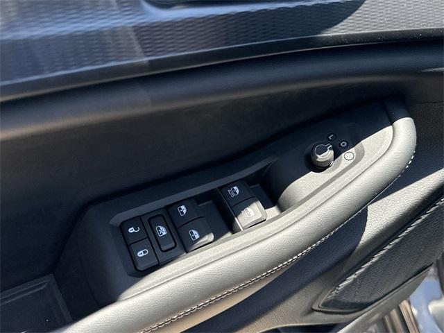 new 2025 Jeep Grand Cherokee car, priced at $35,382