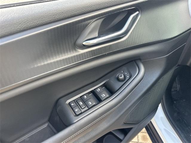 new 2025 Jeep Grand Cherokee L car, priced at $33,797