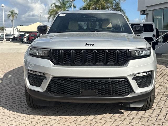 new 2025 Jeep Grand Cherokee car, priced at $38,251