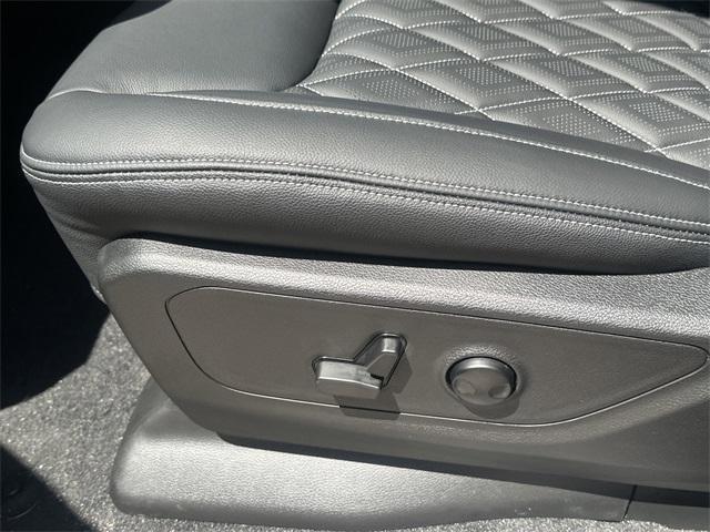 new 2025 Ram 1500 car, priced at $46,123