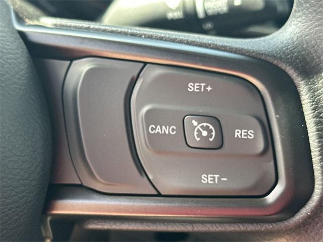 new 2025 Jeep Gladiator car, priced at $37,089