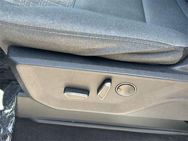 used 2021 Ford F-150 car, priced at $35,995