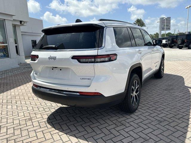 new 2024 Jeep Grand Cherokee L car, priced at $41,678