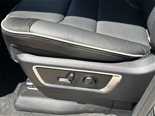 new 2025 Ram 1500 car, priced at $62,254