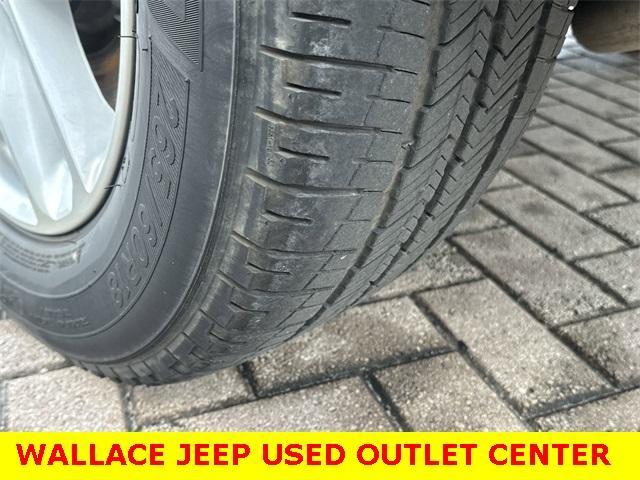 used 2022 Jeep Grand Cherokee L car, priced at $27,921