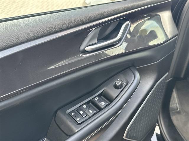 used 2022 Jeep Grand Cherokee L car, priced at $33,900