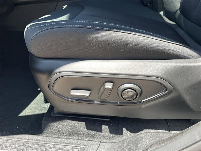 new 2025 Jeep Grand Cherokee car, priced at $36,885