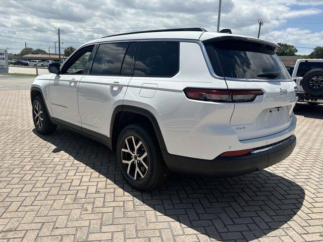 new 2024 Jeep Grand Cherokee L car, priced at $41,641