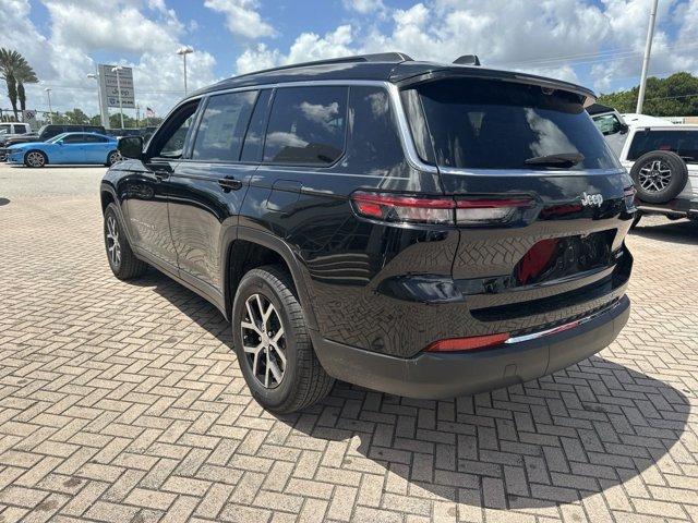 new 2024 Jeep Grand Cherokee L car, priced at $41,176