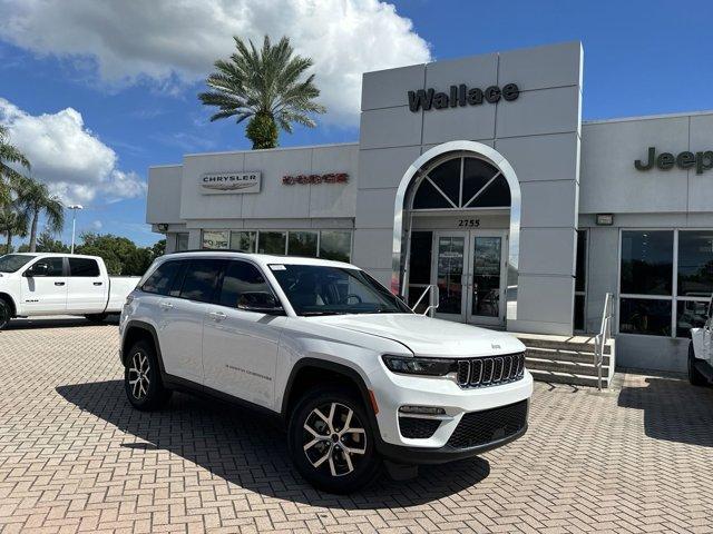 new 2024 Jeep Grand Cherokee car, priced at $41,195