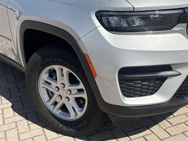 new 2025 Jeep Grand Cherokee car, priced at $35,165