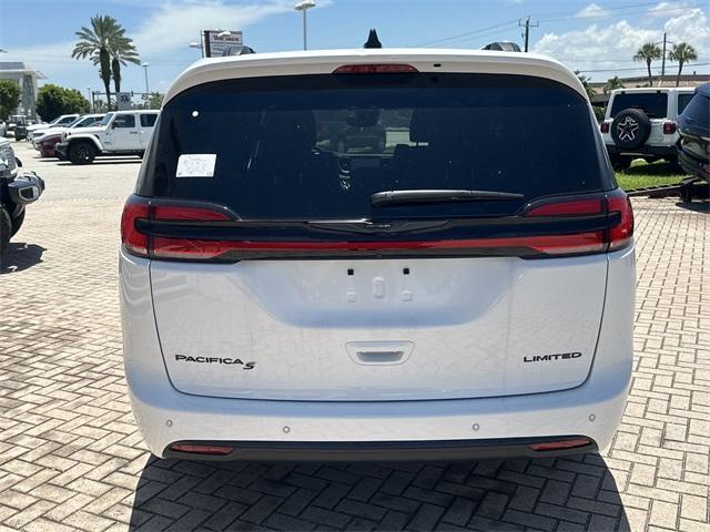 new 2025 Chrysler Pacifica car, priced at $49,854