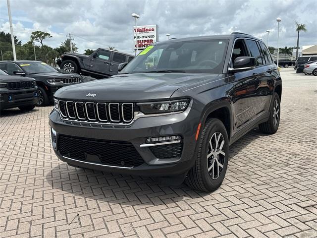 new 2025 Jeep Grand Cherokee car, priced at $37,714