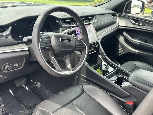new 2025 Jeep Grand Cherokee car, priced at $37,714
