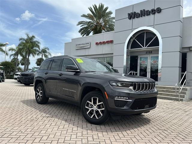 new 2025 Jeep Grand Cherokee car, priced at $37,714