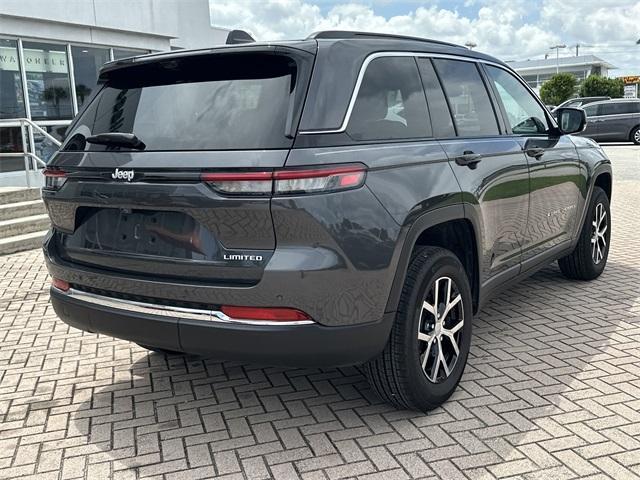new 2025 Jeep Grand Cherokee car, priced at $37,714