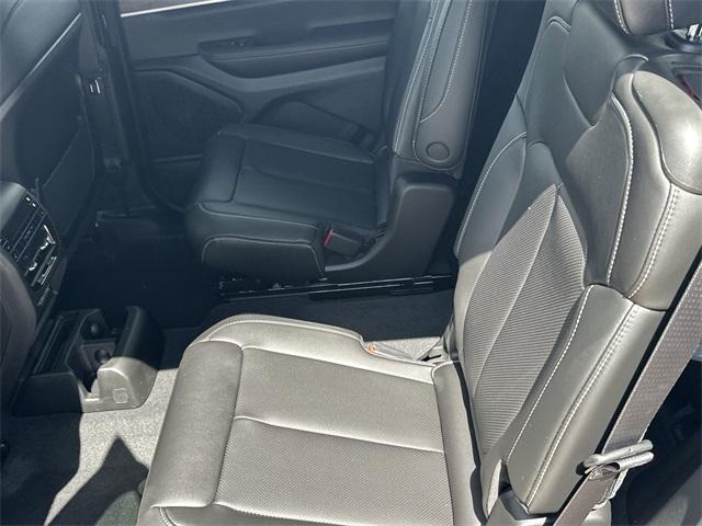 new 2025 Jeep Grand Cherokee L car, priced at $42,431