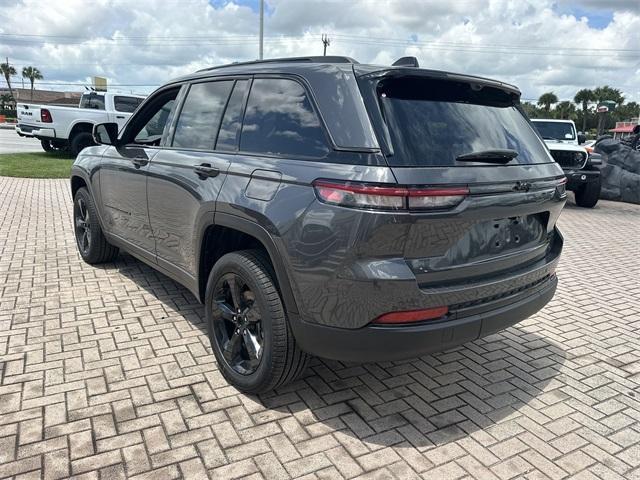 new 2025 Jeep Grand Cherokee car, priced at $42,954