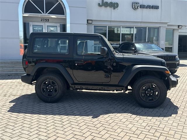 new 2025 Jeep Wrangler car, priced at $32,745