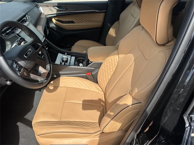 new 2025 Jeep Grand Cherokee L car, priced at $52,238