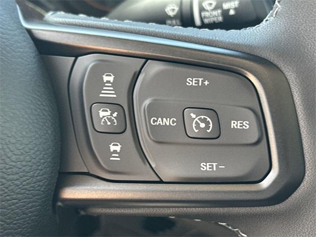 new 2025 Jeep Gladiator car, priced at $42,722
