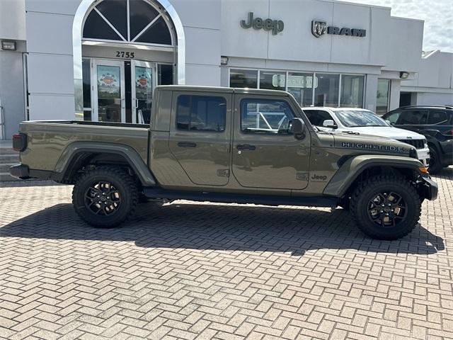 new 2025 Jeep Gladiator car, priced at $42,722