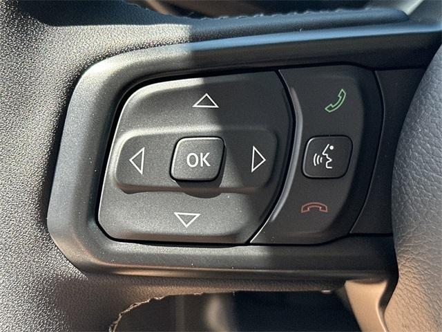 new 2025 Jeep Gladiator car, priced at $42,722