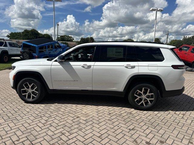 new 2024 Jeep Grand Cherokee L car, priced at $41,174