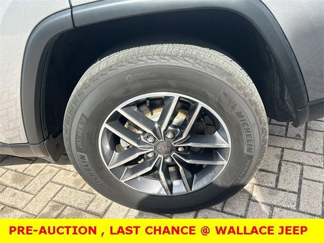 used 2019 Jeep Grand Cherokee car, priced at $17,911