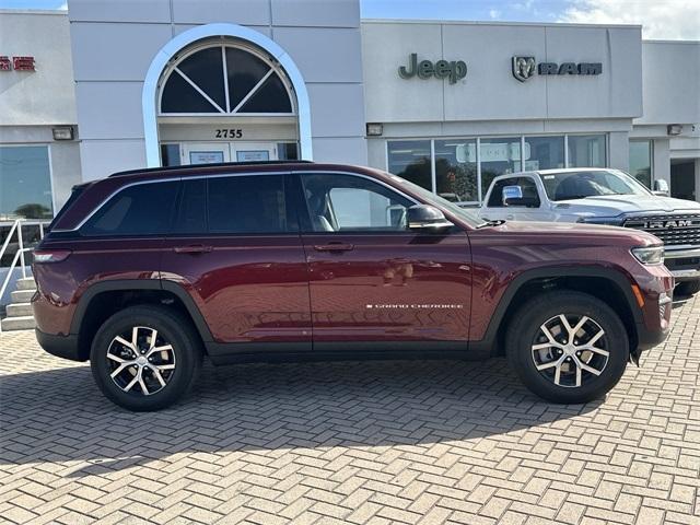 new 2025 Jeep Grand Cherokee car, priced at $42,813