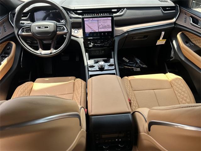 new 2025 Jeep Grand Cherokee car, priced at $53,711