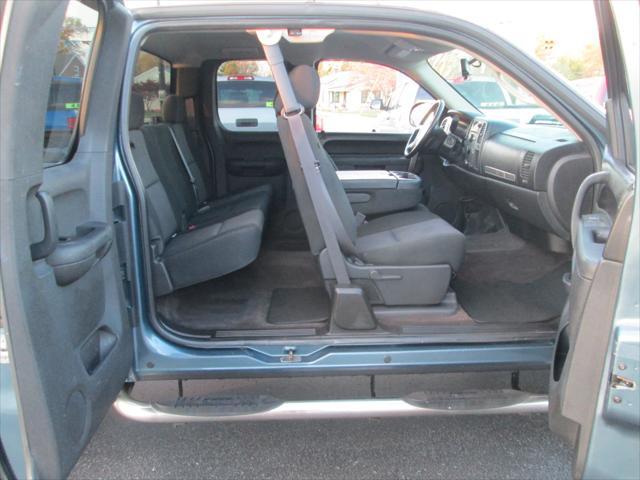 used 2013 Chevrolet Silverado 1500 car, priced at $15,995