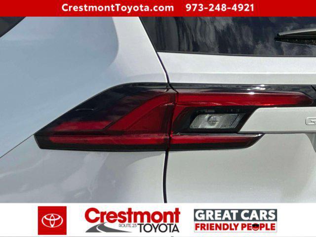 used 2025 Toyota Grand Highlander car, priced at $46,588