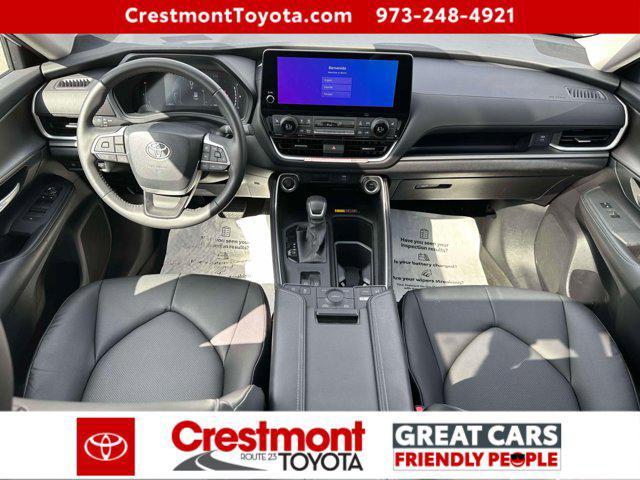 used 2025 Toyota Grand Highlander car, priced at $46,588