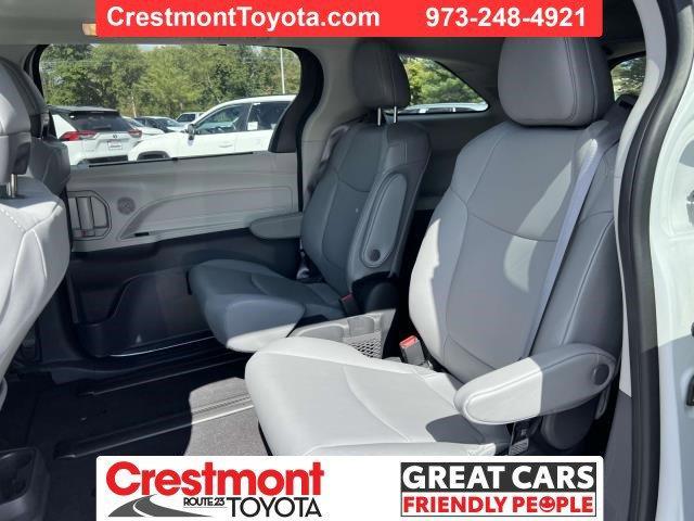 used 2024 Toyota Sienna car, priced at $51,988