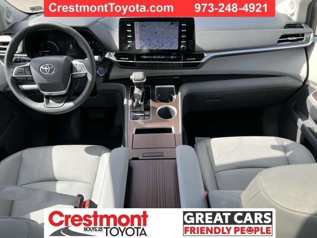 used 2024 Toyota Sienna car, priced at $51,988