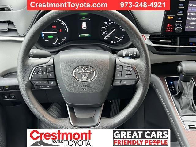 used 2024 Toyota Sienna car, priced at $43,988