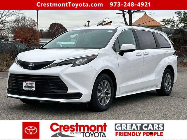 used 2025 Toyota Sienna car, priced at $42,988