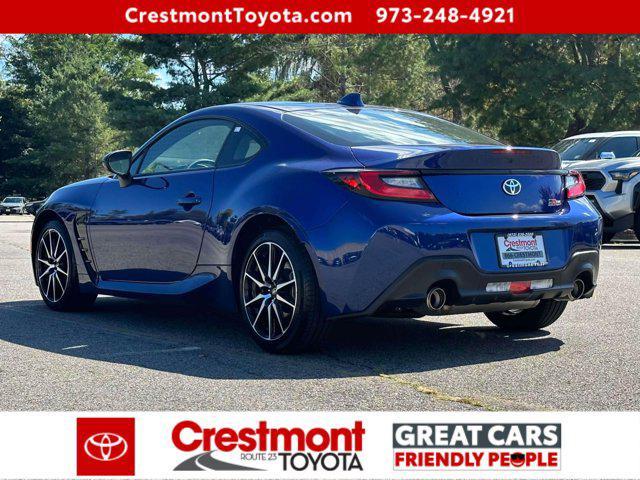 used 2024 Toyota GR86 car, priced at $28,387