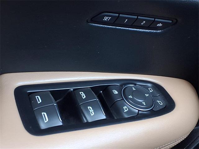 used 2018 Cadillac XT5 car, priced at $21,853